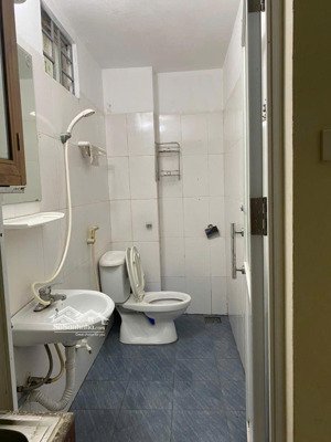 chung cư đường sắt, 590 cmt8, p11, q3: 1p ngủ, ban công, 50m2, 6tr5/th