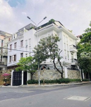 cho thuê nhà 2 mặt tiền đường hoa đào quận phú nhuận diện tích 150m2 kết cấu hầm trệt 2lầu giá 80tr