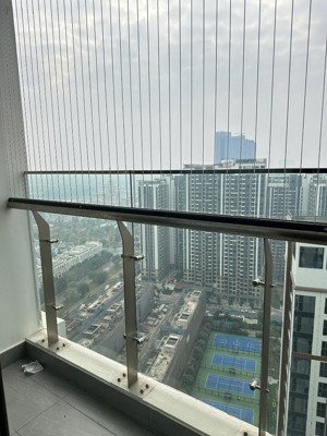 chính chủ cần bán căn 1n + tại toà h2 vinhomes ocean park. view hồ điều hoà rộng nhất ocean park