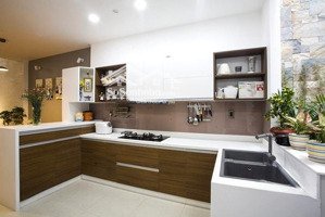 giá rẻ: chỉ 11 tỷ (tl). nhà 1 đời chủ: 72m2, hẻm oto khu phan đăng lưu, p7, phú nhuận, o902323354