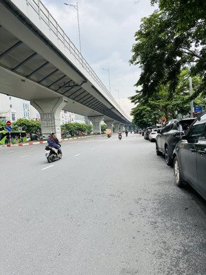 bán nhà phố đại la - q. hbt - kd tấp nập ngày đêm - vỉa hè mênh mông - 42m2 - mt 3.7m - 23.2 tỷ tl