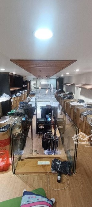 bán kiots chân đế chung cư khu hh linh đàm, hn, dt 57 m2, giá bán 9.2 tỷ dt/zalo để xem