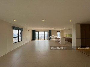 kosmo tái xuất sau 1 năm: căn 168m² đẳng cấp - view hồ tây - căn penthouse giá rẻ duy nhất còn lại