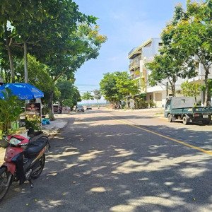 nhà cấp 4 đường 10m5 thông biển phùng hưng