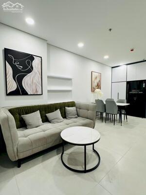 Cho thuê căn hộ chung cư Khai Sơn City, Lý Sơn, Ngọc Thụy, Long Biên. 77m. Giá: 13 triệu/tháng. Lh: 0967873362