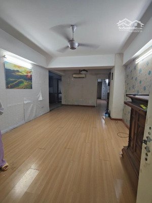 chính chủ nhờ bán căn hộ sông đà complex - mặt đường trần phú. dt 96m2, 5tỷ250