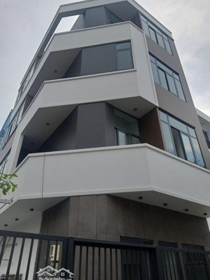bán nhà riêng.nhà căn góc 2 mặt hẻm .4x20m..4tầng. cạnh đường nguyễn thị thập. quận 7 giá hơn 6 tỷ
