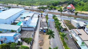 đang có lô đất ngay tại chợ đức hòa với giá siêu hời. mua 1 được 3
