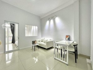 căn 1pn + phòng khách ban công gần cầu sài gòn tone màu sáng full nt tiện qua tt 