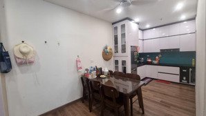 chính chủ bán căn 1 ngủ + 1 diện tích 60m2 chung cư berriver long biên giá 4.8 tỷ: lh 
