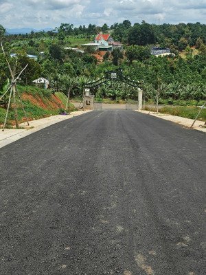 đất sổ đỏ full thổ cư, khách quan tâm gọi 