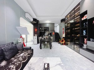 cực phẩm quận 7 - nhà 2 mặt tiền siêu thoáng - cách mặt tiền tân mỹ chỉ 10m - 7.2 tỷ