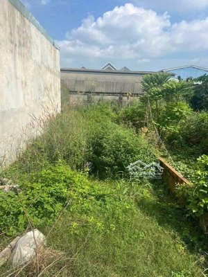 bán gấp lô đất ngay mt đào sư tích dĩ an dt 250m2 giá 1 tỉ 185 thuận tiện buôn bán cho thuê 8tr/th