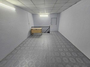cần cho thuê nhà mặt tiền đường số 12 trường thọ