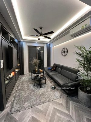 chủ muốn bán gấp căn hộ tản đà court để định cư nước ngoài 1pn-1wc, 65m2, giá tốt 2,35 tỷ, quận 5