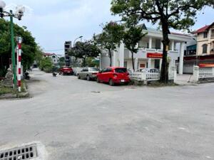 BÁN NHÀ CỰ KHỐI LONG BIÊN 4 TẦNG 34.2M2 NHÀ ĐẸP Ở NGAY - FULL NỘI THẤT- GẦN HỒ - CÁCH 1 NHÀ RA Ô TÔ-NGÕ THÔNG.