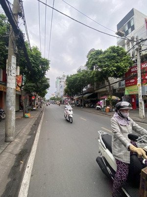 mặt tiền kinh doanh âu dương lân q8, 4x13m, nở hậu, 2 tầng, không lộ giới, 16.x tỷ