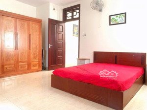 cho thuê nhà hẻm xe hơi huỳnh văn bánh phú nhuận, 5x18m, 4 lầu, 5pn, nhà mới 40 triệu/tháng