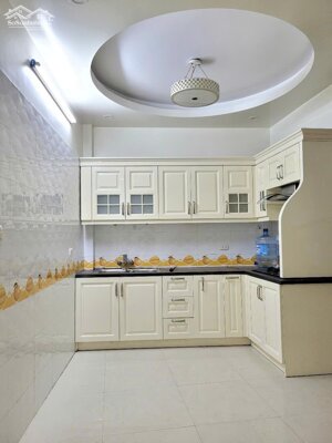 Bán Nhà 4 tầng Trần Nguyên Hãn Lê Chân Hải Phòng, vị trí đẹp gần công viên tam bạc, KD buôn bán ok, giá 4 tỷ.