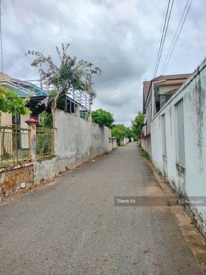 bán đất thủ dầu 1 ngay hẻm 5 lê hồng phong vị trí siêu đẹp 95m2 giá thoả thuận sẵn thổ cư sẵn sổ