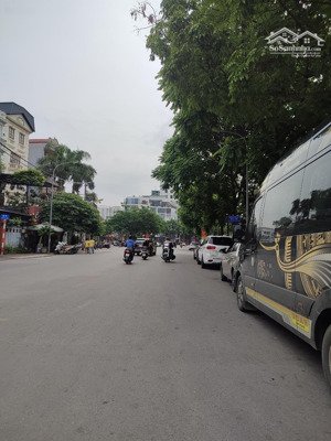 bán lô đất siêu hot bồ đề, long biên dt: 85m², mt: 9.1m, lô 2 mặt thoáng, đường rộng ô tô 7 chỗ