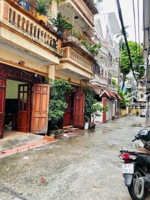 nhà đẹp như biệt thự phố, 80m, mặt tiền 5,5m