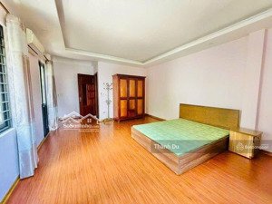 cho thuê nhà nguyên căn full đồ,ngay gần trường việt pháp, ngõ ô tô vào tận nơi 46m2 4t 3pn