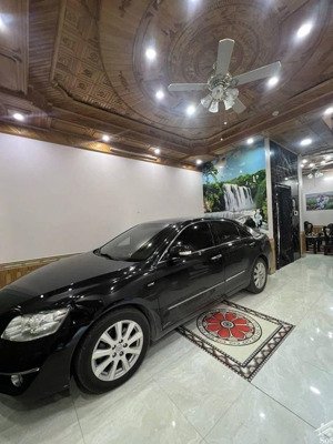 bán gấp nhà khu đấu giá cự khối -vỉa hè- thang máy- đường 8m. dt:70m2,5 tầng,mt:5.5m. giá tl