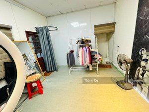 cho thuê nhà nguyên căn nguyễn sơn bồ đề long biên,nhà 3 tầng - 2 pn giá 6 triệu
