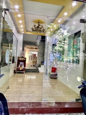 bán nhà mặt tiền đường nguyễn hoàng chỉ 8.x tỷ