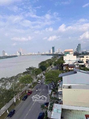 bán nhà 2 tầng đường dương khuê- thông thẳng sông hàn- cụm bắn pháo hoa- khu sầm uất