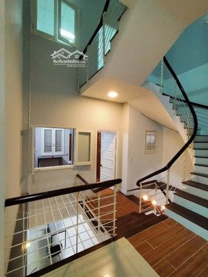 bán nhà 3 tầng đường lưu quý kỳ nội thất sẵn vào ở .đường 2/9 - hoà cường bắc