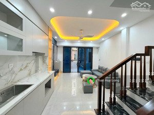 nhà đẹp-giá rẻ ! bán nhà trần duy hưng cầu giấy-5t 30m2 mt3.8m 8.45 tỷ-kinh doanh sầm uất