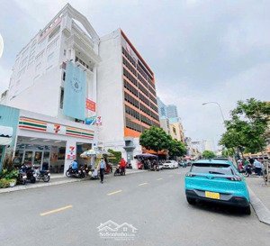 giá tốt siêu phẩm xây khách sạn, building tại trung tâm, ngang lớn 11m*30m đường nguyễn khắc nhu q1