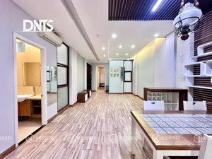 căn hộ 2pn 3wc ban công 90m2 nội thất cơ bản ngay chợ bến thành quận 1