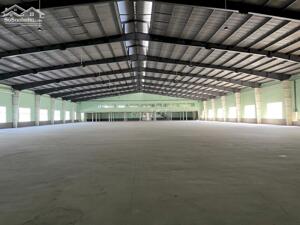 Cho thuê 15000m2 kho đẹp KCN Sóng Thần 2