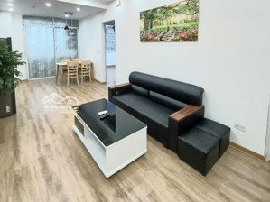 căn hộ 60m full nội thất giá hơn 40 triệu/m