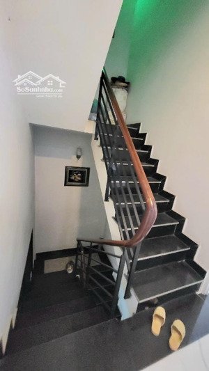 giảm sốc 450 triệu giá mới chỉ còn 7.3 tỷ
nhà 3 tầng kiên cố hẻm thông trung tâm q8 nở hậu