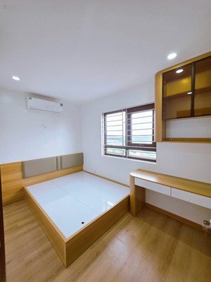 bán căn hộ hateco hoàng mai,chỉ 5,3 tỷ, dt 80m2, 3pn, 2wc, chính, giá 5,3 tỷ full đồ,lh 