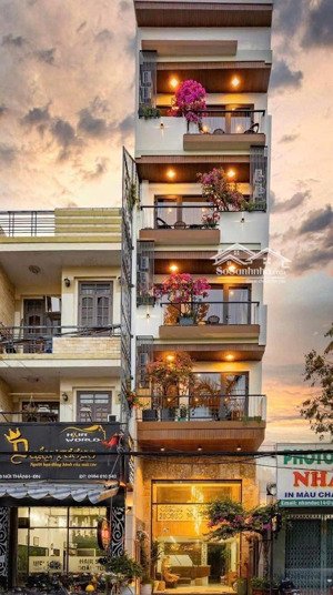 bán toà căn hộ dịch vụ đường núi thành