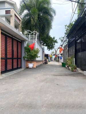 bán nhà ql13 hiệp bình phước, thủ đức 122m² hẻm xe tải - chỉ 60tr/m²- xây tới 6 tầng