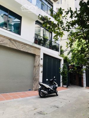 bán nhà riêng đường võ thị sáu, hai bà trưng, diện tích 103m2 x 3 tầng, mặt tiền 20m, giá 20,8 tỷ