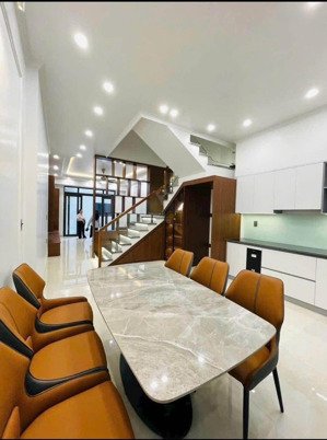 thanh lý nhà 1tỷ6 tại đ.nguyễn văn tiết, lái thiêu,thuận an cách lotte mart bình dương 5p di chuyển