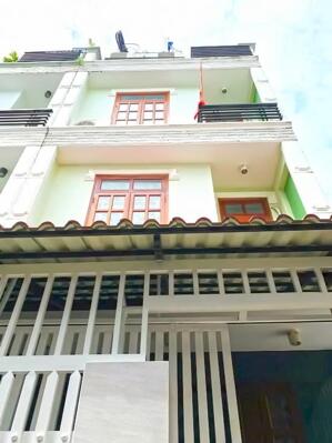HOT! Nhà 2 lầu ST hẻm 1135 Huỳnh Tấn Phát, Phú Thuận, Quận 7