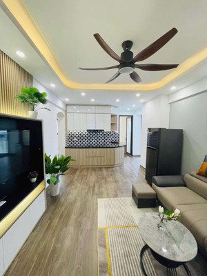 cần bán gấp căn hộ 54m toà a2 chung cư đền lừ full nội thất view khu đô thị louis city