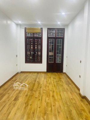 nhà phố hoàng văn thái - ngõ 3gac gần oto - thoáng sáng 2 mặt - 30m2 - 6tỷ3