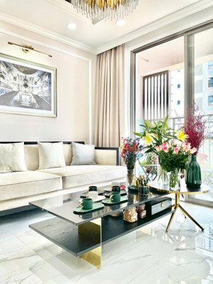 bán gấp căn hộ saigon south residences full nội thất cao cấp, giá tốt chỉ nhỉnh 6 tỷ.