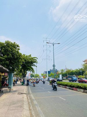 bán lô đất khủng ngang 80m mặt tiền phạm văn đồng phép xây trên 20 tầng - lh mr toản