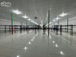 Cho thuê nhà kho xưởng 1800m2 mới xây mặt tiền QL57B,Châu Thành,Bến Tre