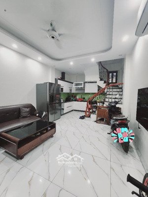 siêu phẩm hồ tùng mậu 30m2 x 6 tầng 3 ngủ 2 mặt thoáng. giá chỉ 7.5 tỷ